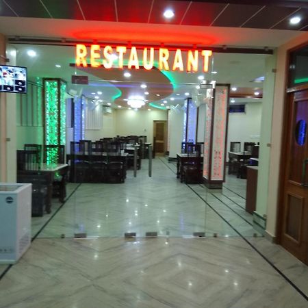 Hotel Sky Bule & Restaurant Khas Nagrota Luaran gambar