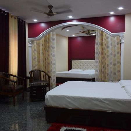 Hotel Sky Bule & Restaurant Khas Nagrota Luaran gambar